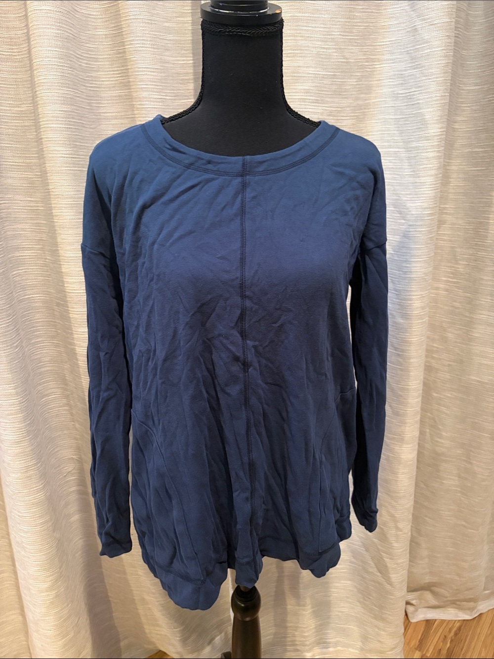 J. Jill Women's Long Sleeve Navy Blue Crewneck Tee